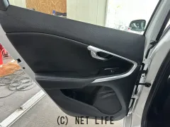 ボルボ V40