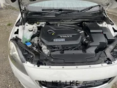 ボルボ V40