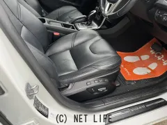 ボルボ V40