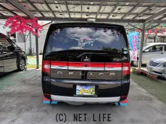 三菱 デリカD：5