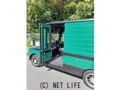 ダイハツ ミラウォークスルーバン