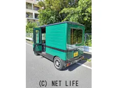 ダイハツ ミラウォークスルーバン