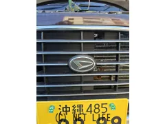 ダイハツ ミラウォークスルーバン