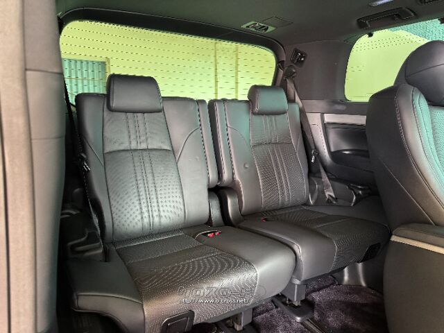 トヨタ ヴェルファイア