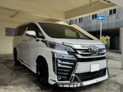 トヨタ ヴェルファイア