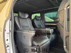 トヨタ ヴェルファイア