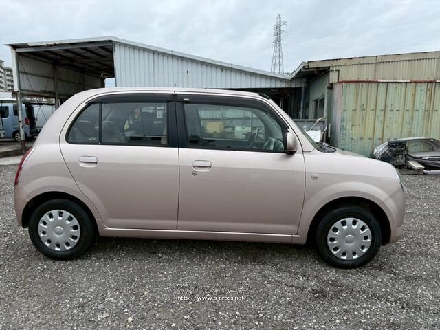 ダイハツ ミラジーノ