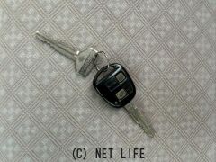 ダイハツ ミラジーノ