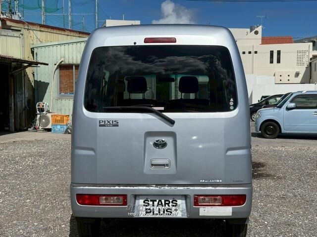 トヨタ ピクシスバン