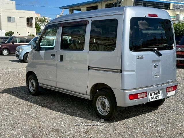 トヨタ ピクシスバン