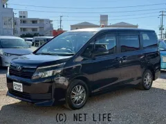 トヨタ ヴォクシー