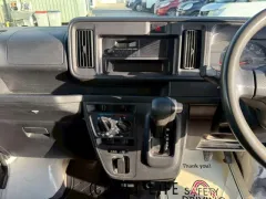 ダイハツ ハイゼットカーゴ