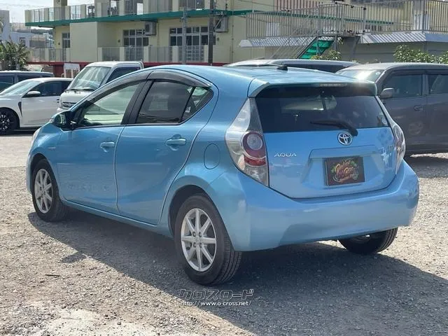 トヨタ アクア