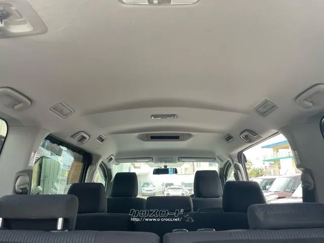 トヨタ ヴォクシー