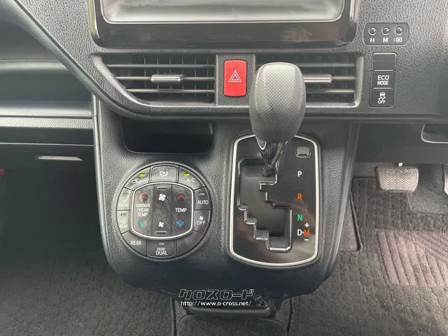 トヨタ ヴォクシー