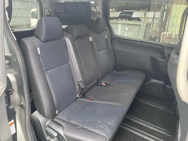 トヨタ ヴォクシー