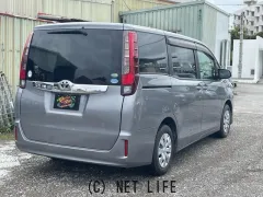 トヨタ ヴォクシー