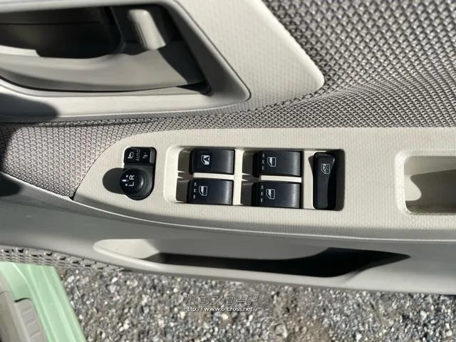 スバル ステラ
