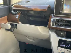 ダイハツ キャスト