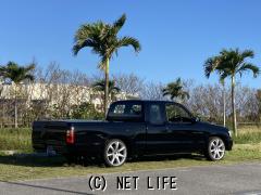 トヨタ ハイラックス