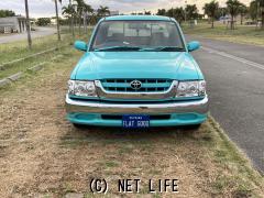 トヨタ ハイラックス