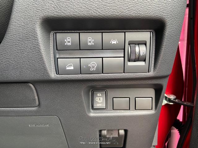 メーカーオプション設定の運転席側ハンズフリーオートスライドドア 三菱 eKクロススペース