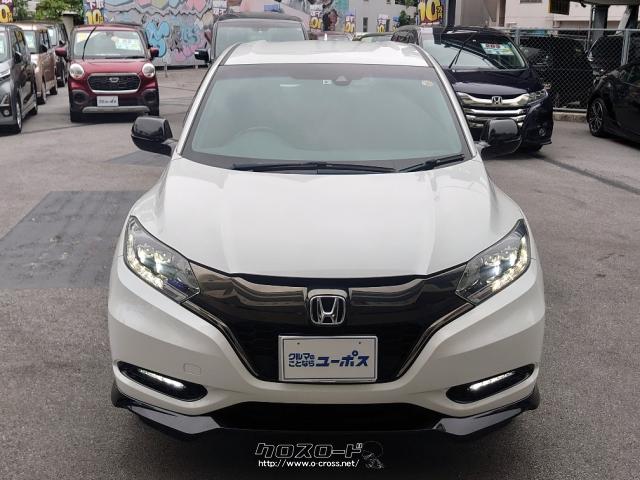 エクステリアにRS専用フロントグリル、クリスタルブラック塗装を施したボディロアガーニッシュ・ドアミラー、RS専用18インチアルミホイールを採用 ホンダ ヴェゼル