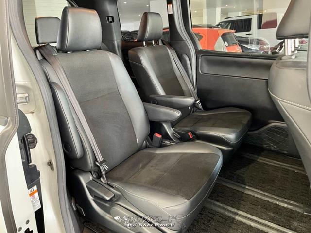 メカニックがしっかり整備して御納車。アフターメンテナンスもお任せ下さい。 トヨタ ノア