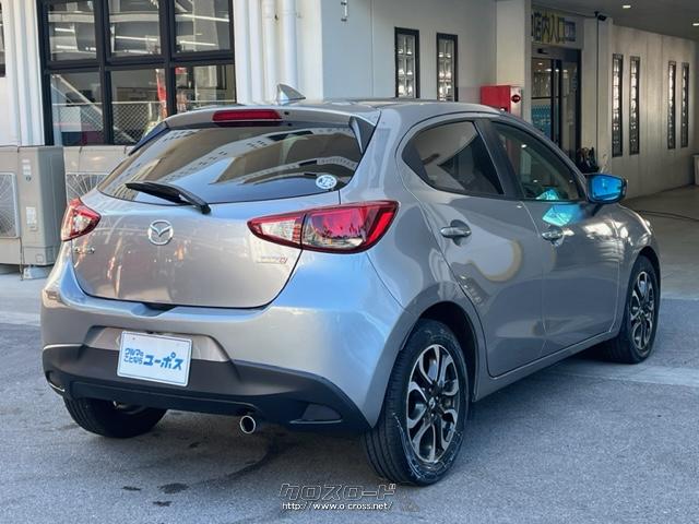 新たに「DE精密過給制御」という、軽負荷領域でのアクセル操作に対してクルマがリニアに反応する緻密なエンジン制御を行う マツダ デミオ