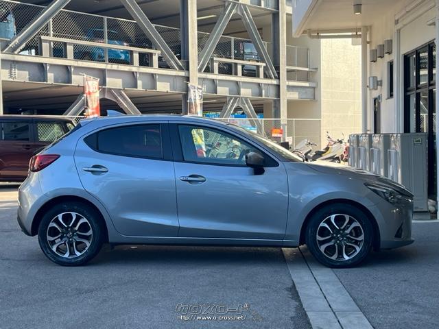 SKYACTIV‐G 1.3搭載車を含む全車において電動パワーステアリングの応答初期のコントロール性を向上させ、「人馬一体感」を進化させた。 マツダ デミオ