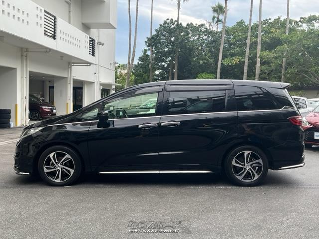 LEDヘッドライト+導光タイプLEDポジションランプを装備する「アブソルート」 ホンダ オデッセイ