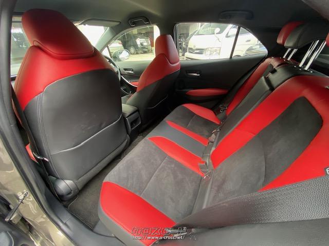 ユーポス奥武山店は軽自動車からミニバン、スポーツカーと様々なジャンルの車両を多く取り扱っております。まだ何の車種か決めていない方はぜひ当店から探しませんか。お気軽にお越しください。 トヨタ カローラスポーツ