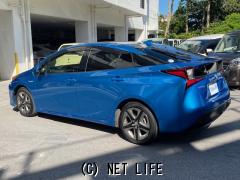 トヨタ プリウス