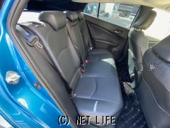 トヨタ プリウス