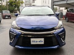 トヨタ プリウスα