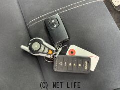 トヨタ プリウスα