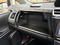 トヨタ プリウスα