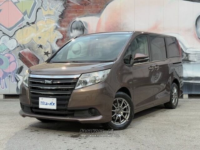 トヨタ ノア（NOAH） 2.0 X・2014(H26)年式・ダークシェリーマイカ