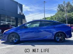 トヨタ プリウス