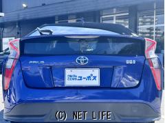 トヨタ プリウス