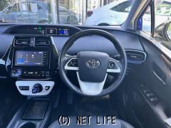 トヨタ プリウス