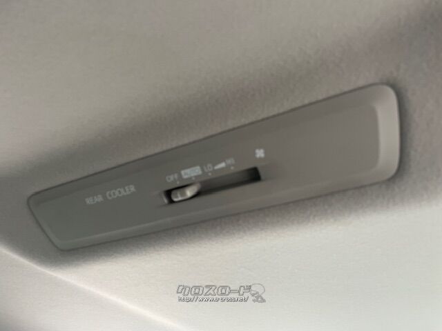 お問い合わせはユーポス奥武山店まで!098-852-0810 トヨタ エスクァイア