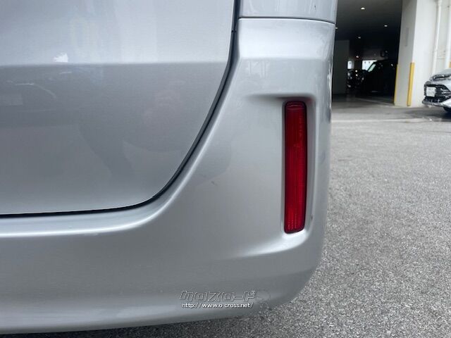 お問い合わせはユーポス奥武山店まで!098-852-0810 トヨタ エスクァイア