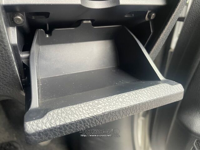 お問い合わせはユーポス奥武山店まで!098-852-0810 トヨタ エスクァイア