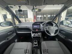 トヨタ エスクァイア