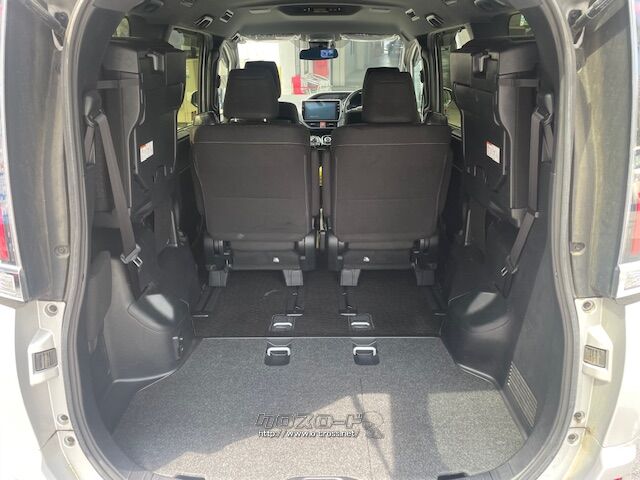 お問い合わせはユーポス奥武山店まで!098-852-0810 トヨタ ノア