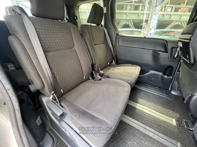 お問い合わせはユーポス奥武山店まで!098-852-0810 トヨタ ノア