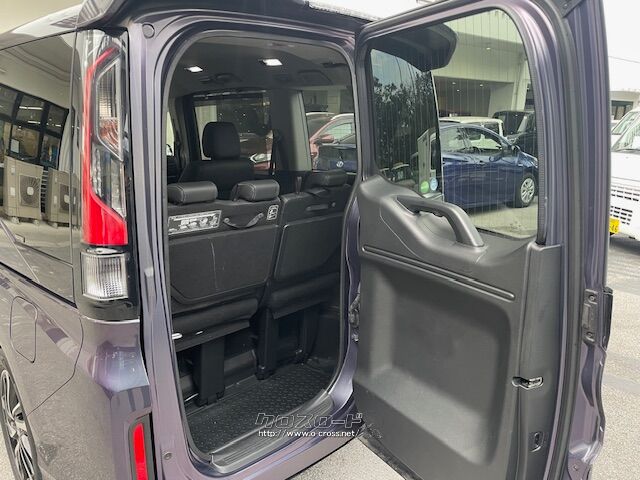 大開口のテールゲートに横開き式のサブドアを備えた独自機構のわくわくゲートを採用 ホンダ ステップワゴン