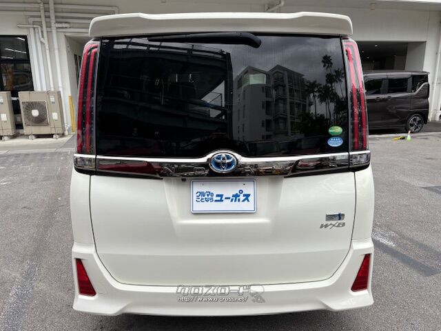 アイドリングストップ機能などを採用。 トヨタ ノア