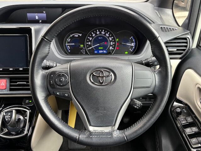 お問い合わせはユーポス奥武山店まで!098-852-0810 トヨタ ノア